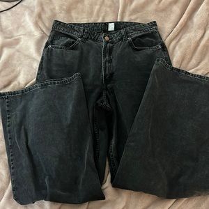 Divided black jeans
